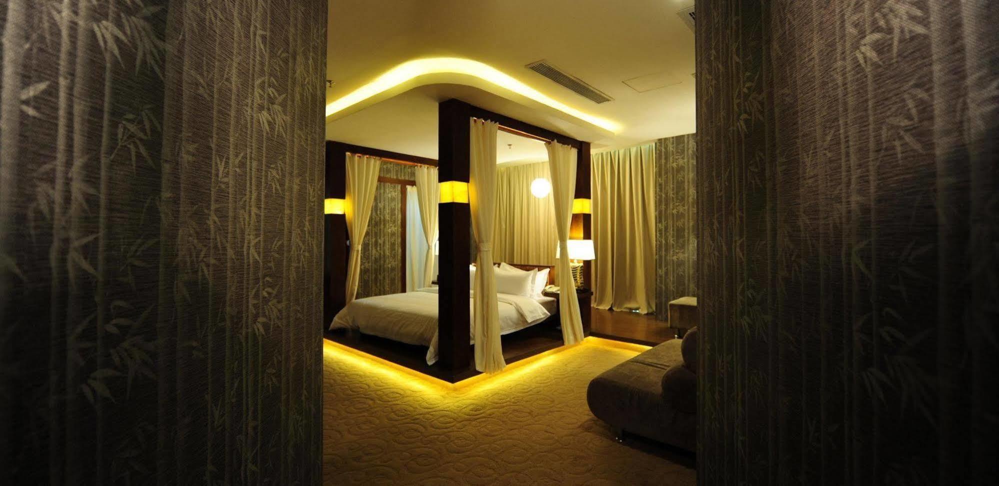 שנג'ן Circle Art Hotel מראה חיצוני תמונה